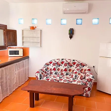 La Casita De Alambiques * チクラナ・デ・ラ・フロンテーラ